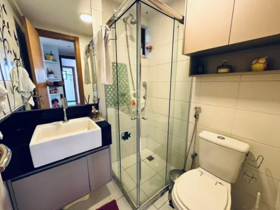 Imagem Apartamento com três quartos varanda a venda em Villa Laura