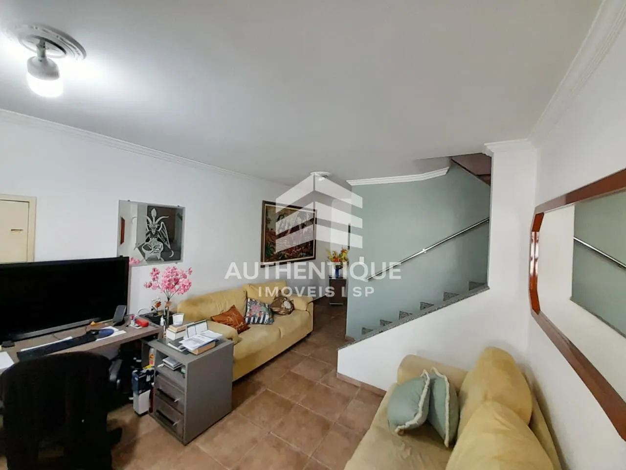 Imagem Casa Sobrado no bairro Baeta Neves à venda!