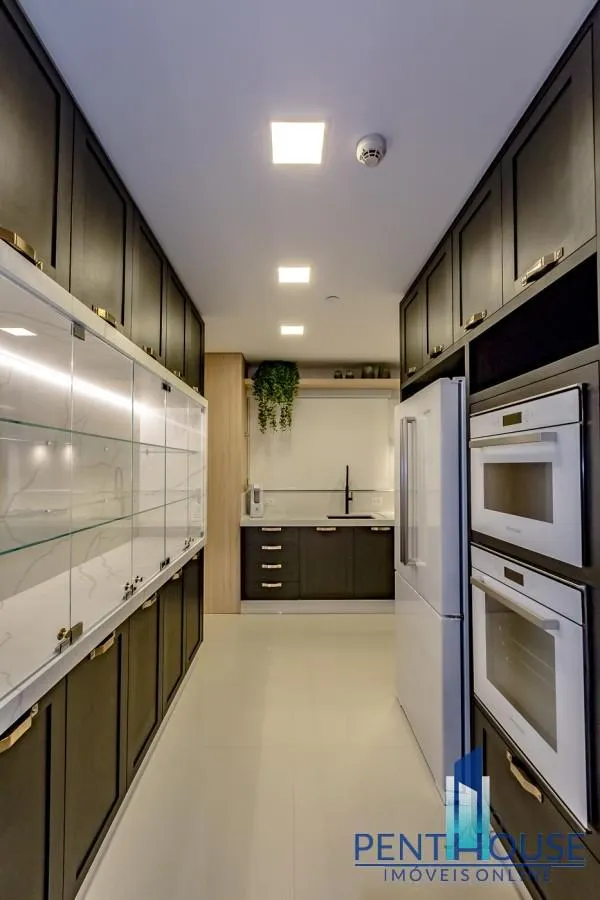 Imagem Apartamento com Terraço para Venda em Balneário Camboriú, CENTRO, 4 dormitórios, 4 suítes, 5 banheiros, 3 vagas