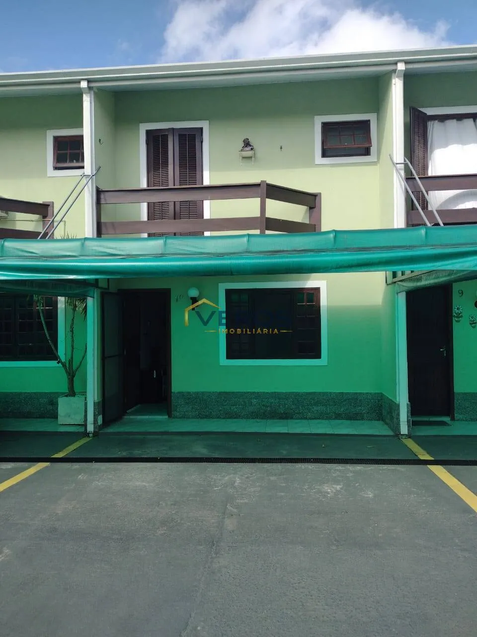 Imagem Casa em Condomínio a venda com 2 suítes na Martim de Sá Caraguatatuba