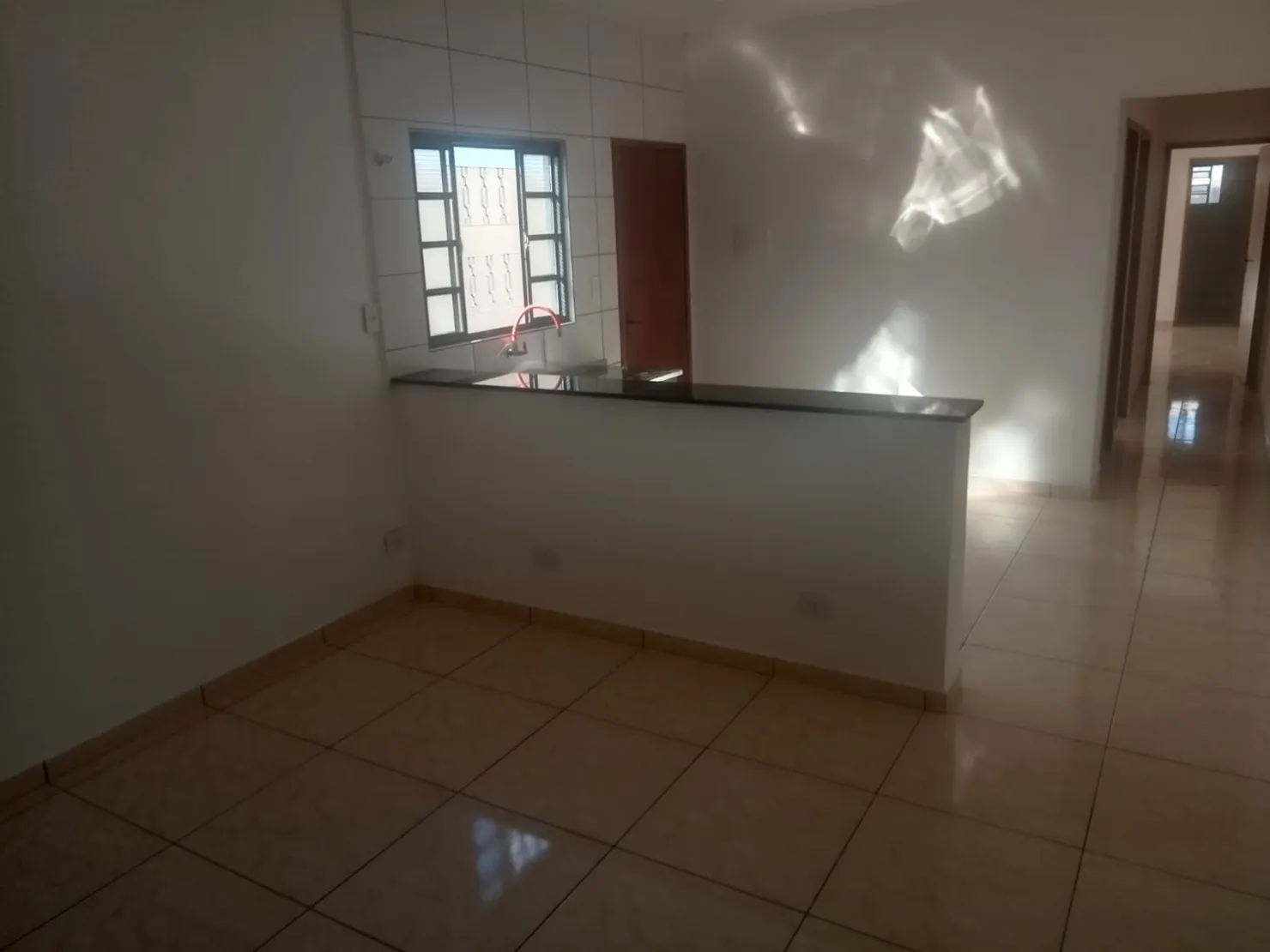 Foto do imóvel Casa à venda 2 Quartos, 1 Suite, 1 Vaga, 125M², Residencial e Comercial Portal dos Eucaliptos, Pindamonhangaba - SP