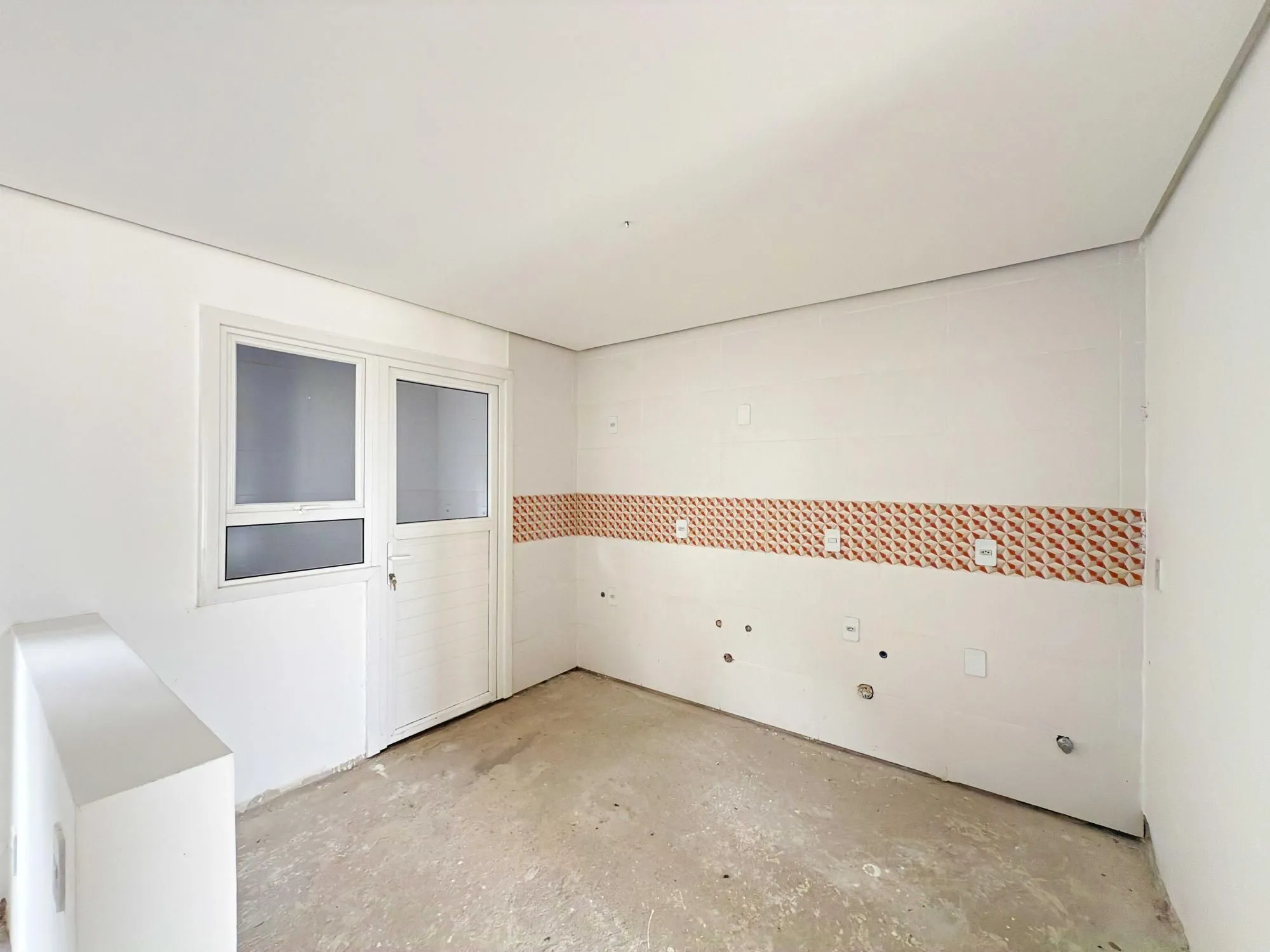 Imagem Vende-se casa em condomínio com 4 dormitórios (2 suítes), 3 vagas - Tristeza