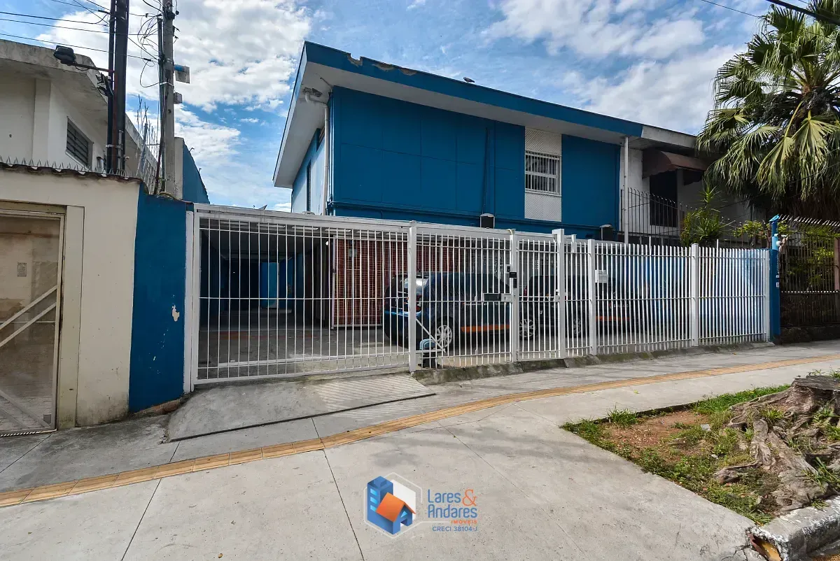 Imagem Casa para venda em Butantã com 3 quartos, sendo 1 suíte, 288m²