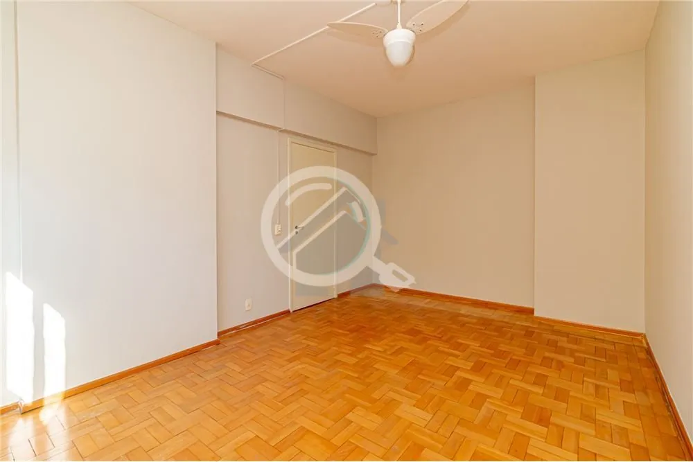 Imagem Apartamento com 109 metros de área privativa, 3 dormitórios, Suíte: Ampla suíte com closet, bene...