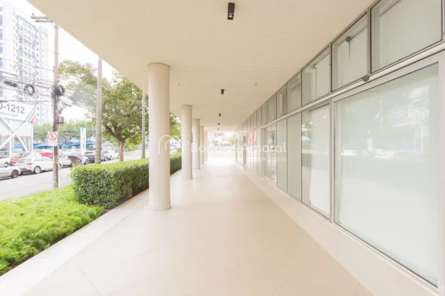 Imagem Excelente oportunidade para empresas que buscam um espaço amplo, moderno e bem localizado. Conjunto...