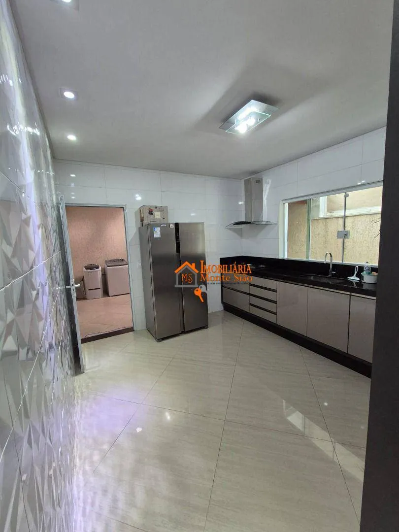 Imagem Sobrado com 3 dormitórios à venda por R$ 750.000,00 - Jardim Adriana - Guarulhos/SP