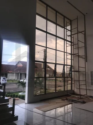 Imagem CASAL IMÓVEIS VENDE BELÍSSIMO SOBRADO 5 SUÍTES RESIDENCIAL CASTANHEIRA PRONTA PRA MORAR