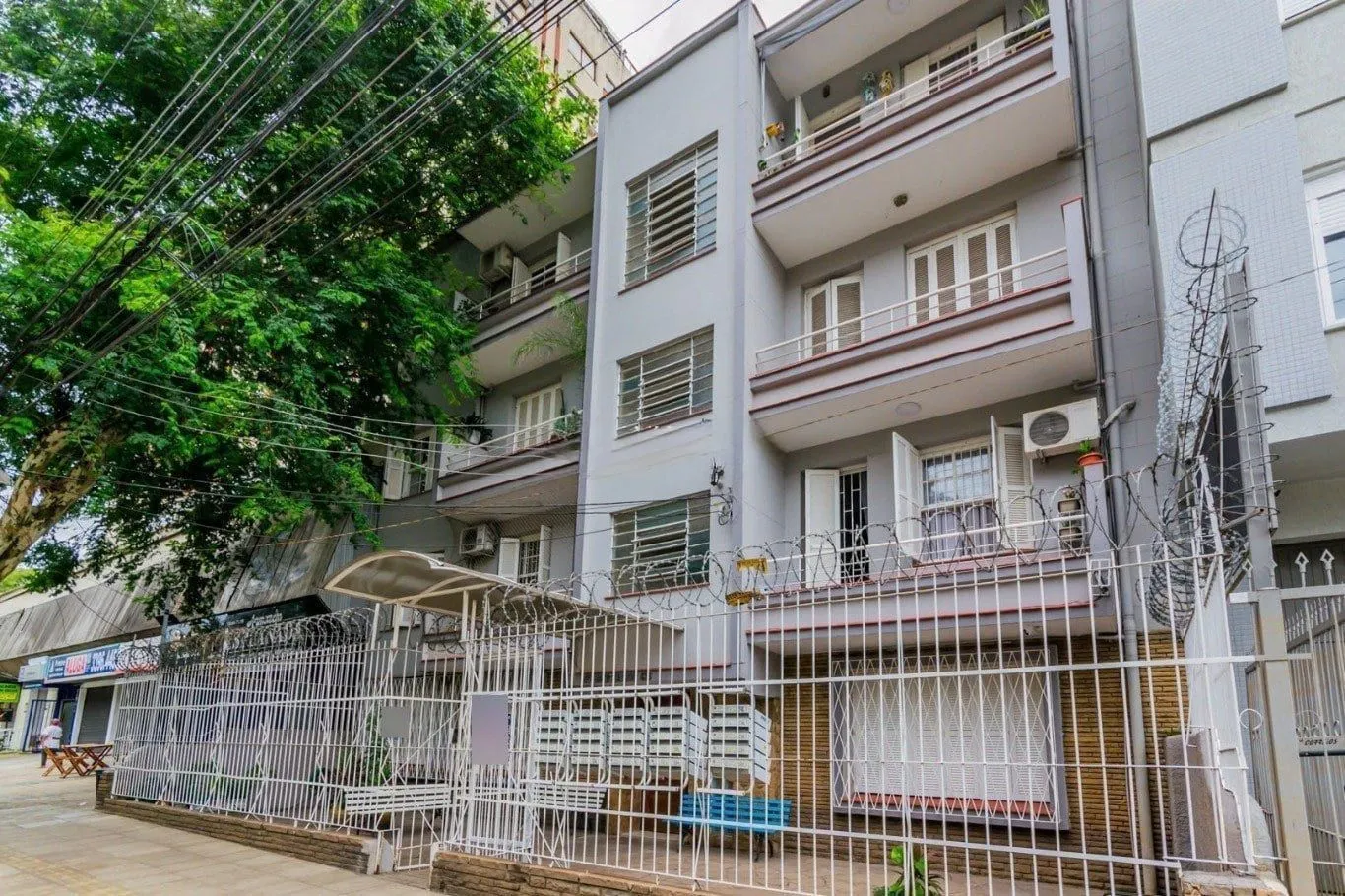 Imagem Apartamento de 2 dormitórios à venda em Praia de Belas, Porto Alegre.