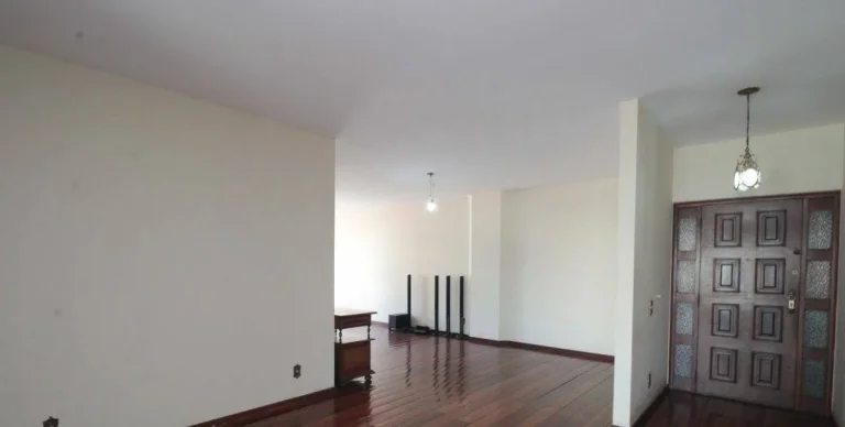 Imagem OPORTUNIDADE, APARTAMENTO COM 04 QUARTOS NA SAVASSI.