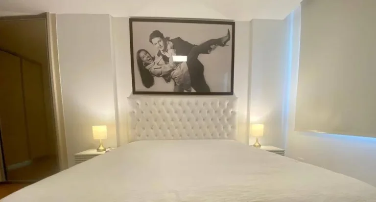 Imagem LINDO APARTAMENTO COM 03 QUARTOS, 2 VAGAS NO VILA GRIMM - VALE DOS CRISTAIS