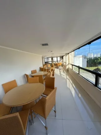 Foto do imóvel Excelente apartamento mobiliado decorado com três suítes a venda no caminho da Arvores