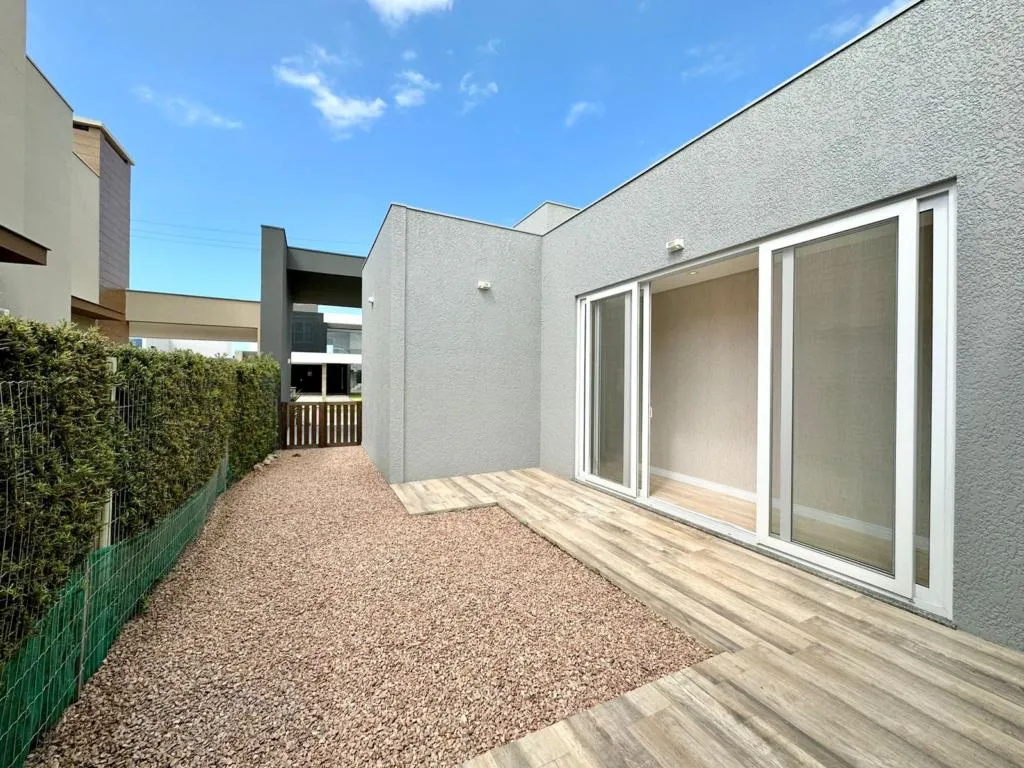 Imagem Casa em Condominio 3 Dormitórios - Bairro --