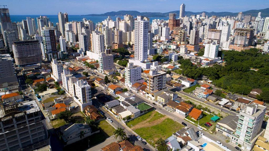 Imagem Apartamento à venda em Itapema, Meia Praia, com 3 quartos, 122,1m2