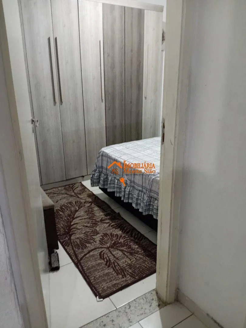 Imagem Apartamento com 2 dormitórios à venda, 45 m² por R$ 196.000,00 - Água Chata - Guarulhos/SP