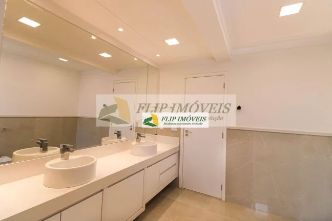 Imagem Lindo apartamento, alto padrão, com 213 m², 3 suítes e 4 vagas de garagem no Cambuí - Campinas - SP