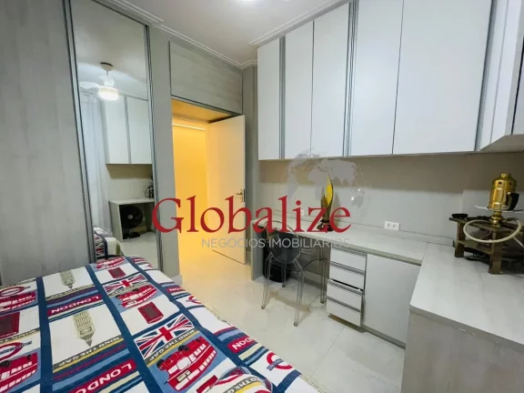 Imagem Apartamento 03 dormitórios todo reformado no Gonzaga próximo da praia por R$2.500.000,00