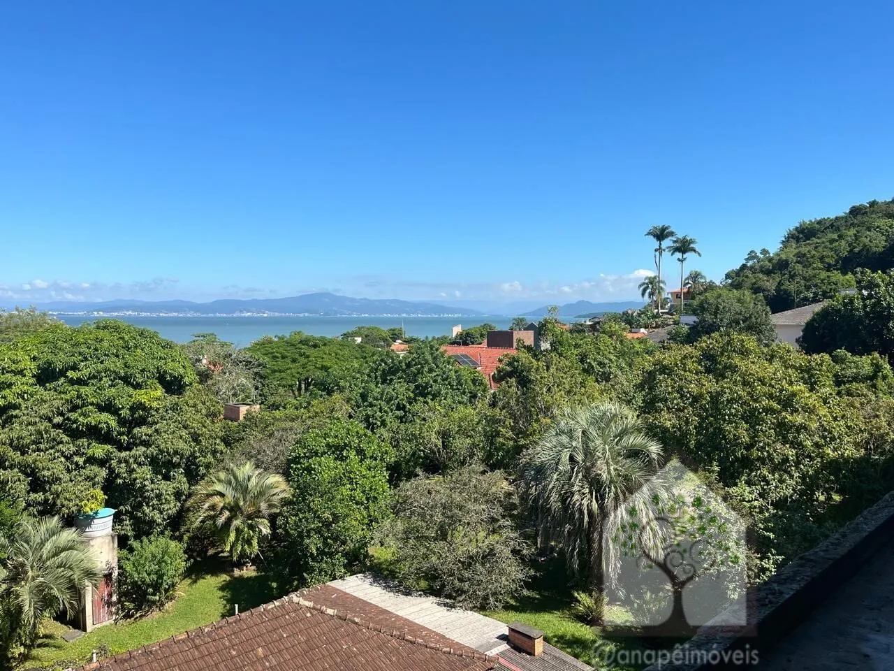Imagem Invista ou more no charmoso centrinho de Santo Antônio de Lisboa - a poucos passos da praia!