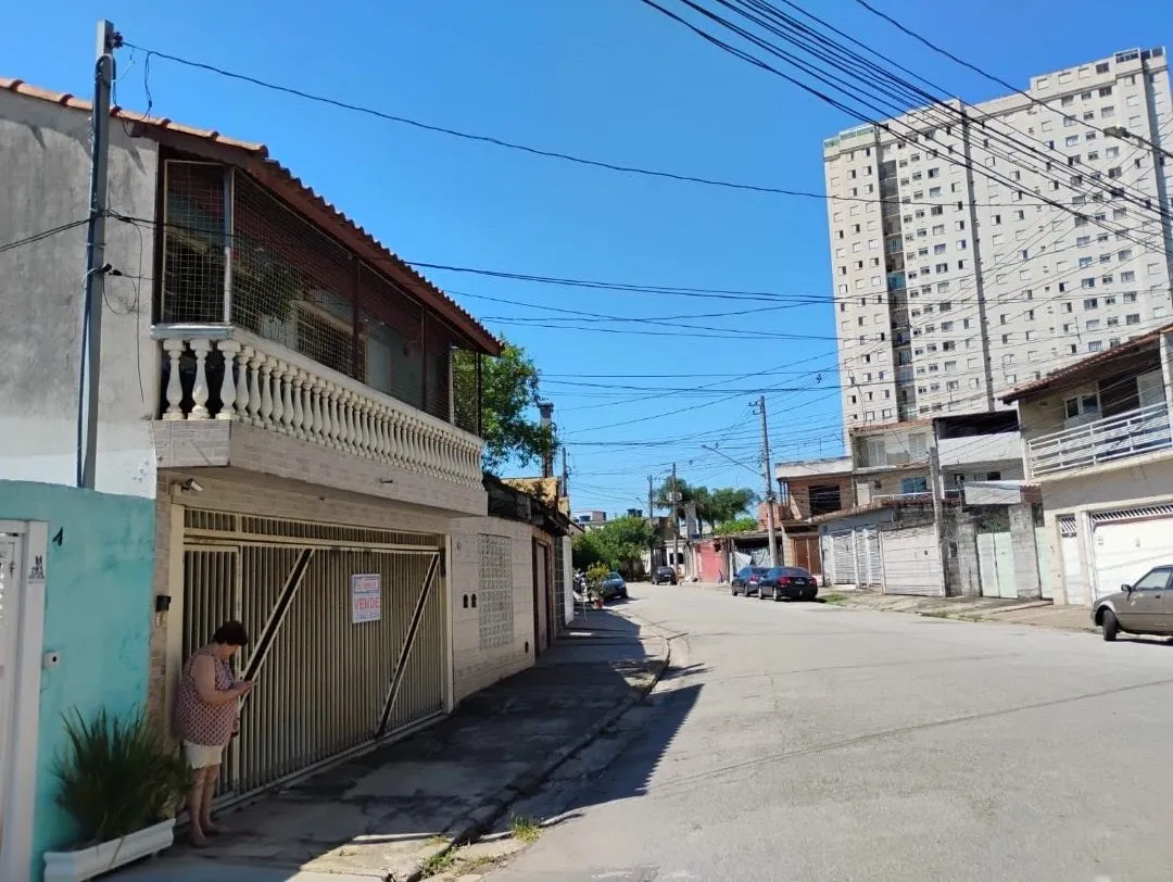 Imagem Sobrado com 4 dormitórios à venda, 196 m² por R$ 950.000,00 - Jardim Las Vegas - Guarulhos/SP