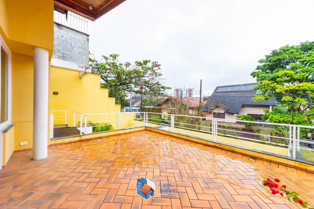 Imagem Casa para venda em Vila Inah com 4 quartos, sendo 3 suítes, 304m²