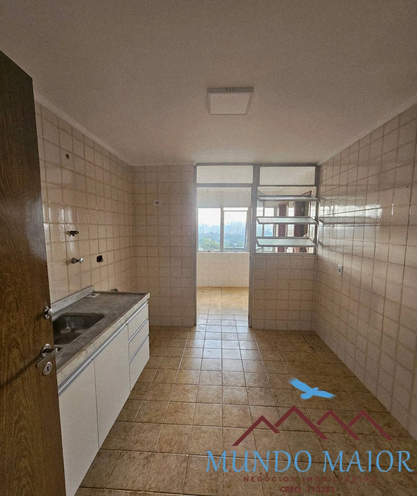 Imagem Seu Novo Lar Te Espera! 85m² Reformado, 2 Dorms (1 Suíte) -200m do Metro