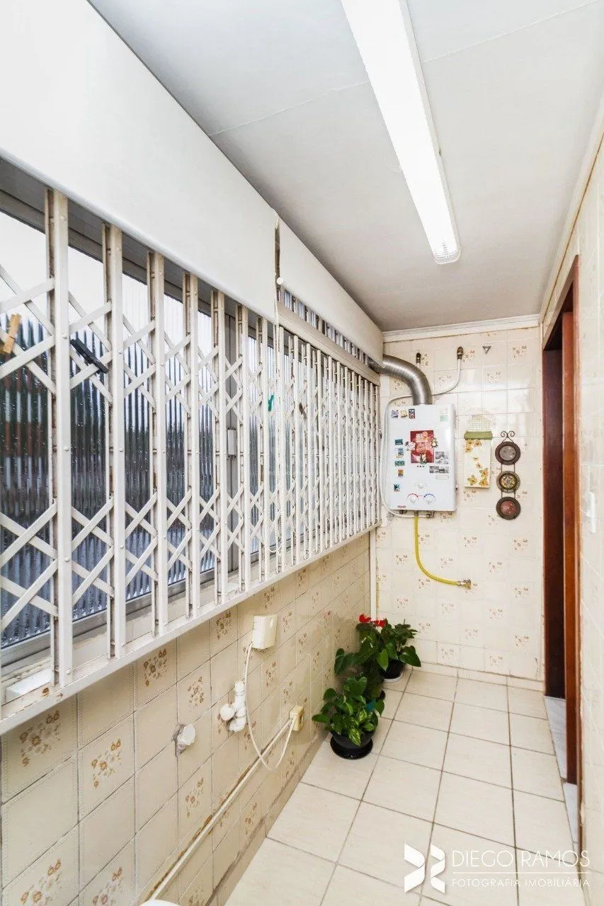 Imagem Apartamento para Venda - 111m², 3 dormitórios, sendo 1 suites, 2 vagas - Menino Deus