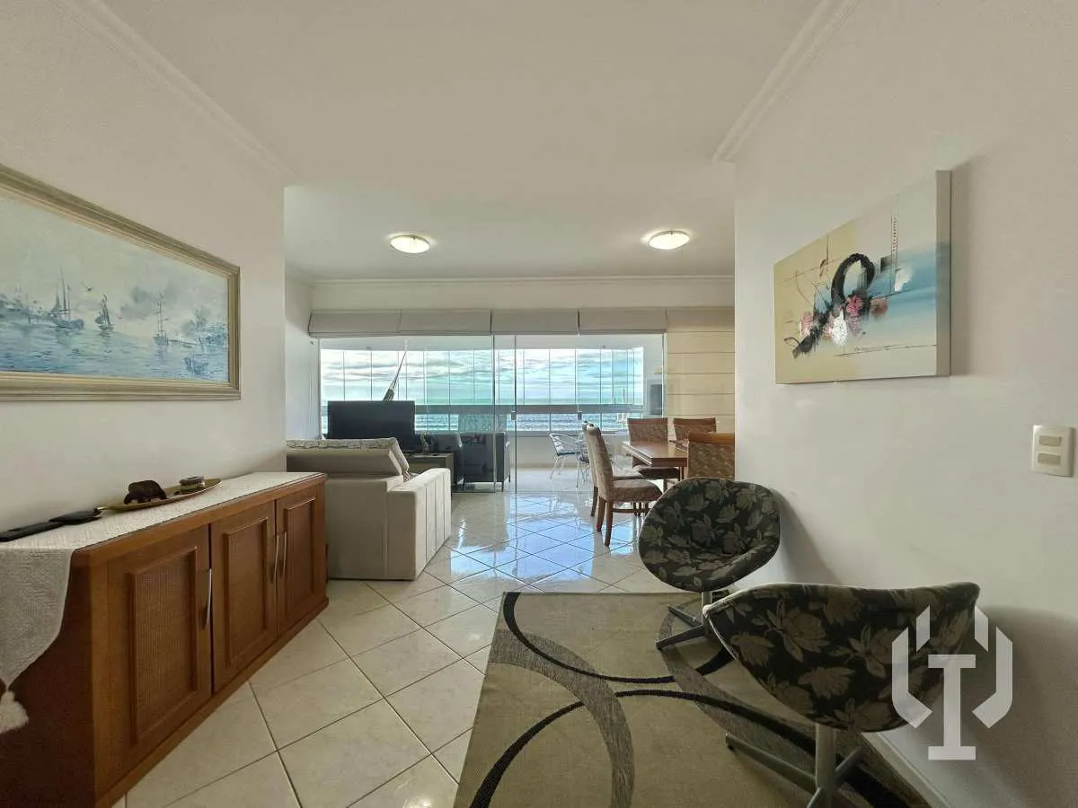 Imagem APARTAMENTO FRENTE MAR COM 03 DORMITÓRIOS PRONTO PARA MORAR - PÉ NA AREIA