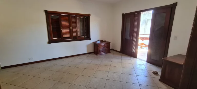 Imagem Excelente Casa em condomínio Fechado