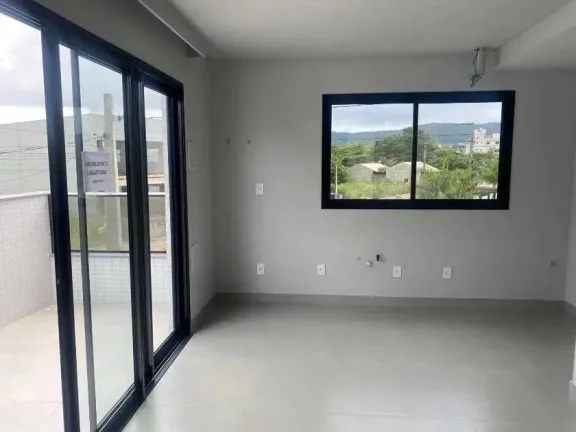 Imagem Apartamento 2 dormitórios sendo 1 suíte e 2 vagas de garagem em Canto Grande - Bombinhas