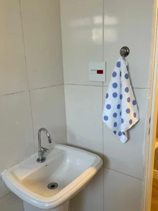 Imagem Apartamento à venda em Belo Horizonte-MG, Santa Terezinha: 3 quartos, 1 sala, 2 banheiros, 2 vagas de garagem, 70m² de área.