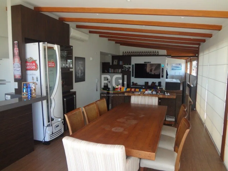 Imagem Cobertura para Venda - 267m², 3 dormitórios, sendo 1 suites, 2 vagas - Menino Deus