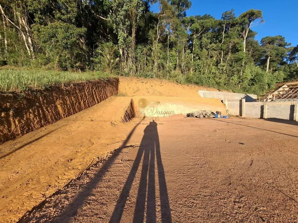 Imagem Terreno em Condomínio para Venda em Teresópolis / RJ no bairro Prata