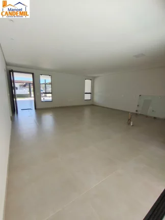 Imagem Casa Alto Padrão à venda em Joinville/SC