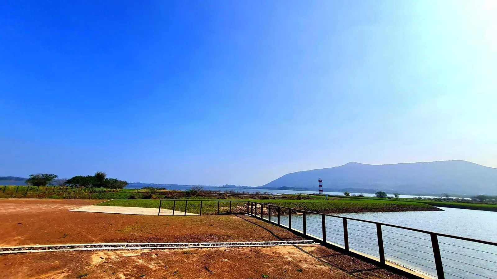 Imagem Terreno 14X25,com projeto já aprovado no Cond Marina del Faro