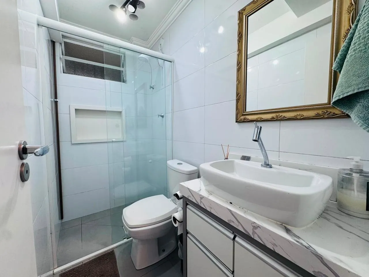 Imagem Apartamento à venda em Balneário Camboriú, Centro, com 2 quartos, 77m2
