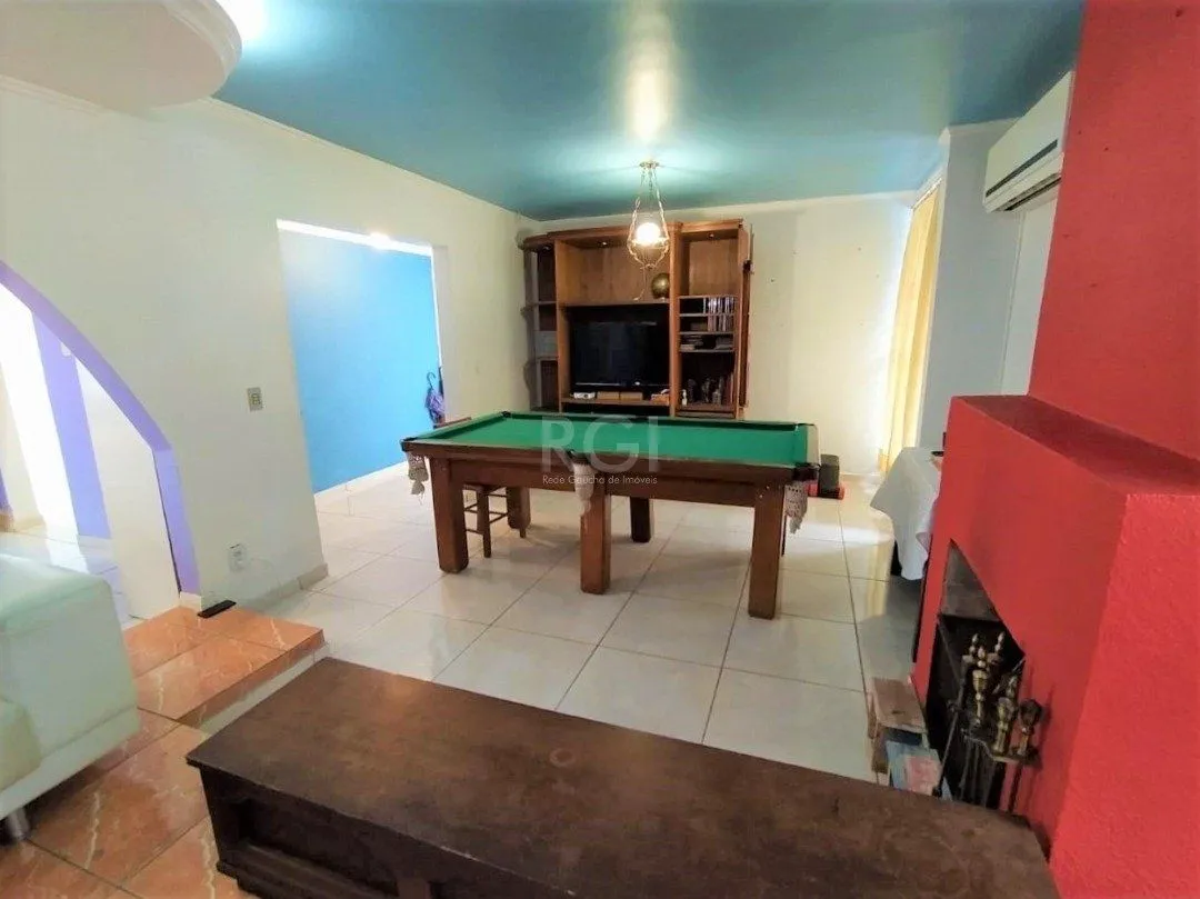 Imagem Casa para Venda - 150m², 4 dormitórios, sendo 3 suites, 2 vagas - Jardim Verde