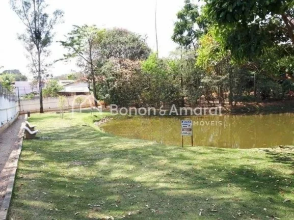 Imagem Casa à venda em condomínio em Valinhos, com 3 dormitórios, incluindo uma suíte máster com close...
