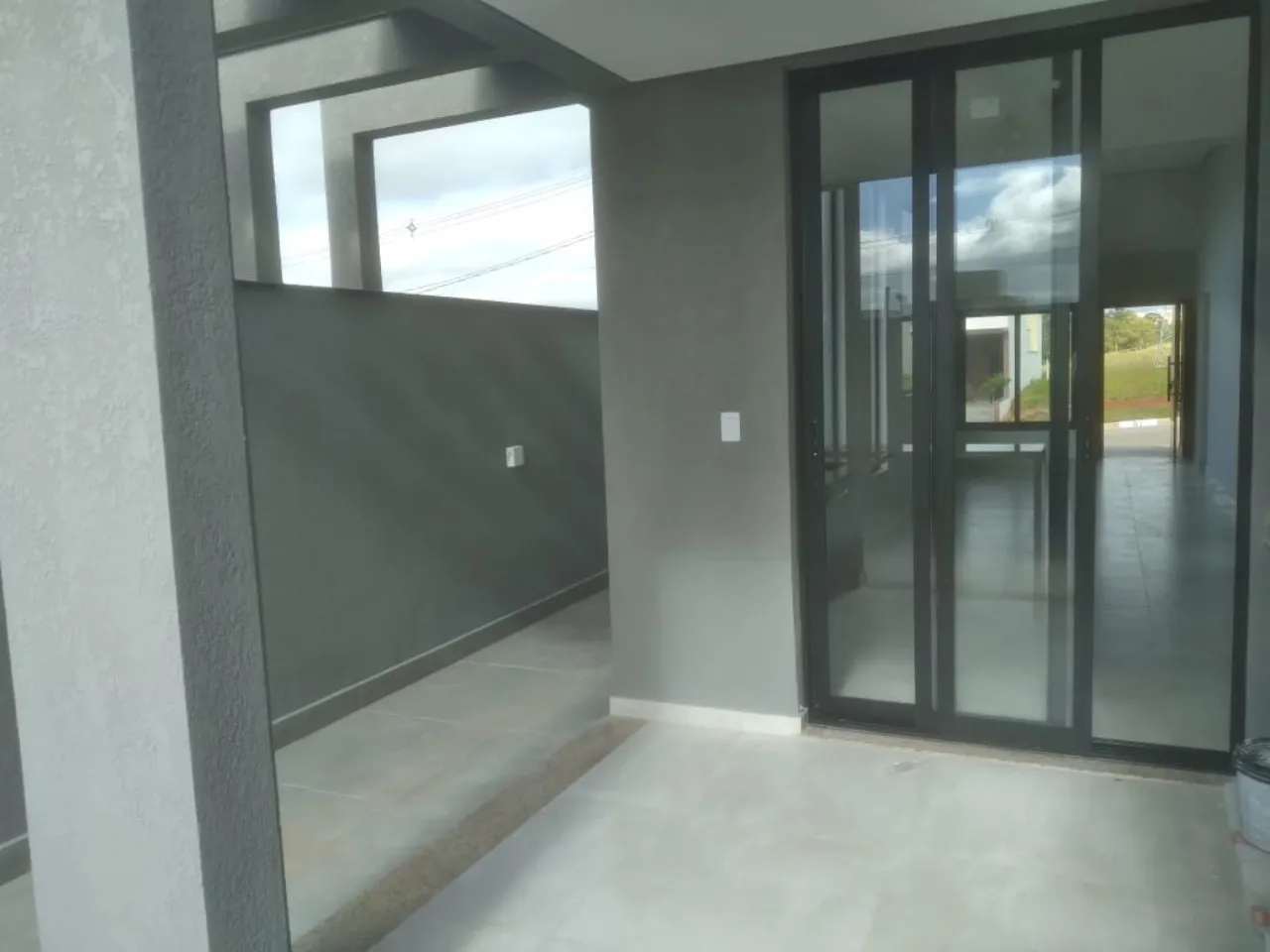 Imagem Imperdível oportunidade de adquirir casa em condomínio com 3 quartos, 1 suíte e 4 vagas de garagem no Wanel Ville, Sorocaba-SP