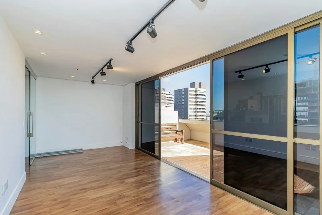 Imagem Sala / Conjunto Comercial à venda no Bairro Moinhos de Vento - Porto Alegre