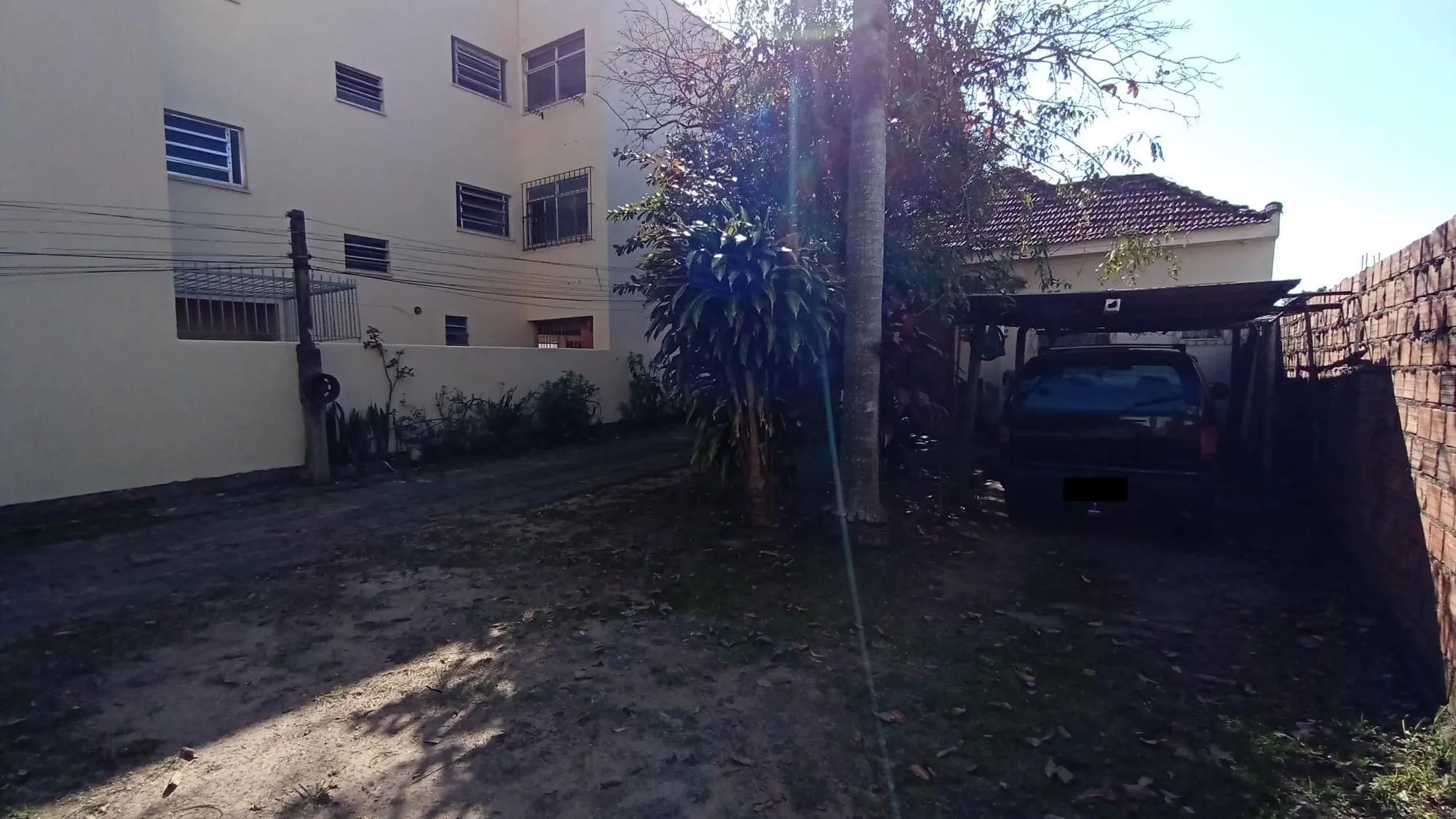 Imagem Terreno com 750m² na Av. Otto Niemeyer, bairro Camaquã