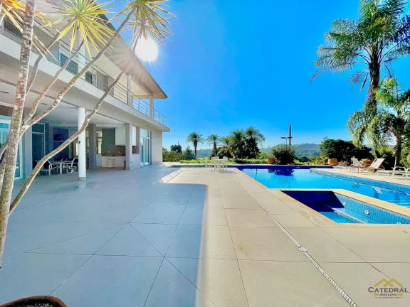 Imagem Casa à Venda em condomínio fechado de 1000m2 com4 quartos e Piscina em Jundiaí SP