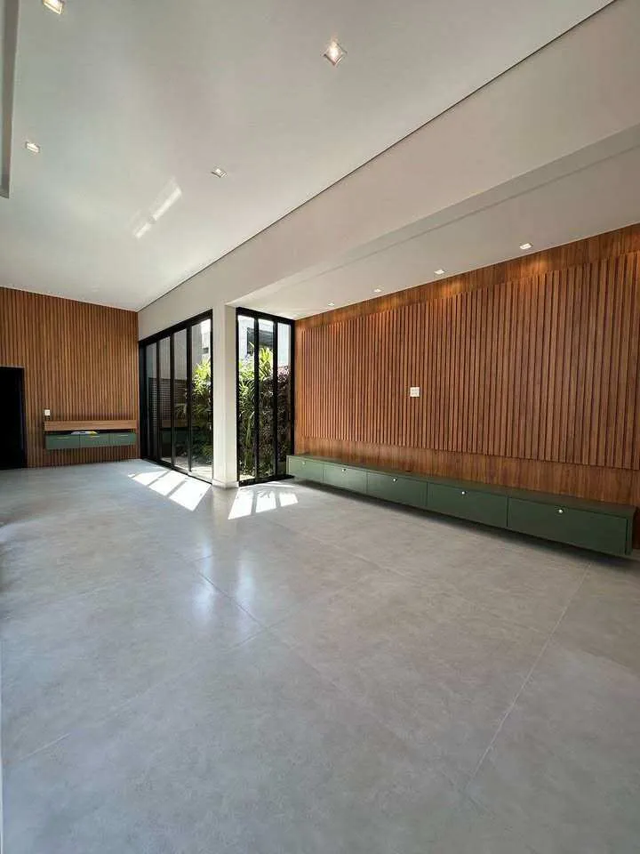 Imagem Casa à venda, Núcleo Agrícola Alpha, com 4 quartos, 272m2