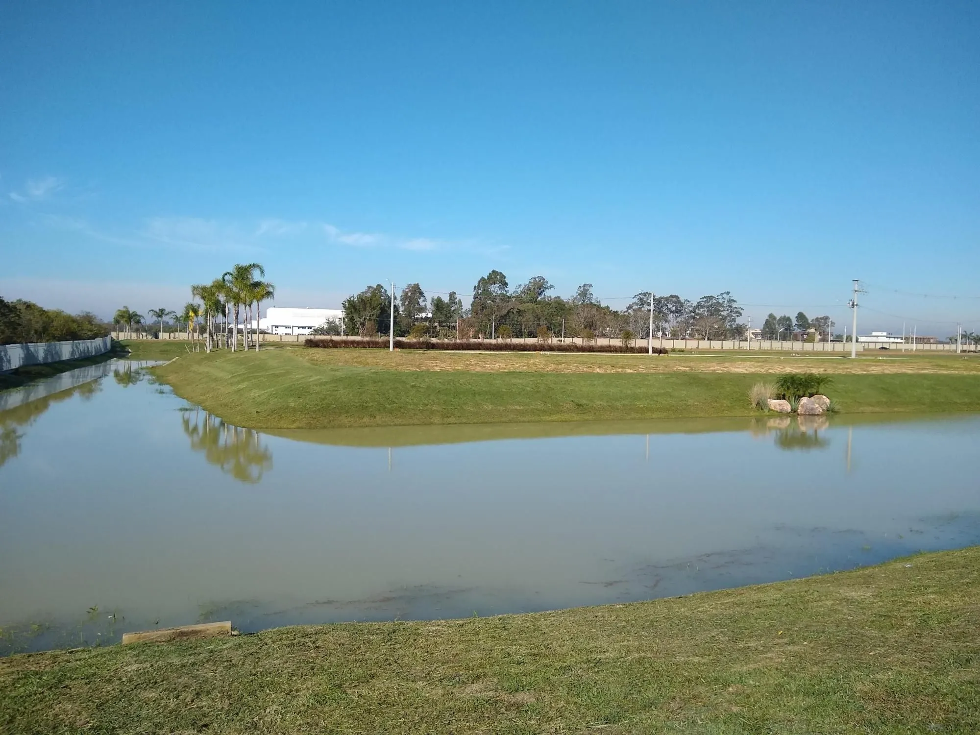 Imagem Terreno em condominio fechado