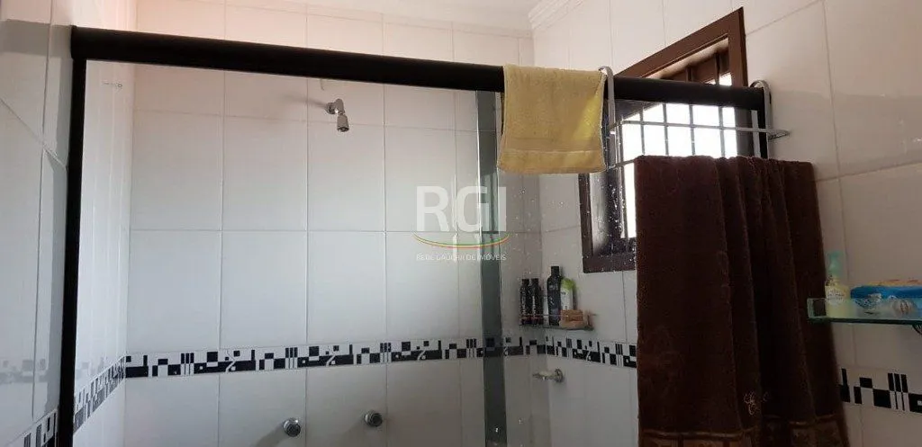 Imagem Casa para Venda - 300m², 4 dormitórios, sendo 2 suites, 4 vagas - Medianeira