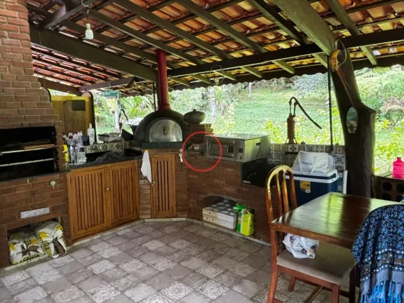 Imagem ACEITA PERMUTA COMO PARTE DE PAGAMENTO EM SANTOS OU SÃO PAULO, SERTÃO DO PIAVU. COM 2 DORMITÓRIOS, SENDO 1 SUÍTE , AREA 5.500 MT