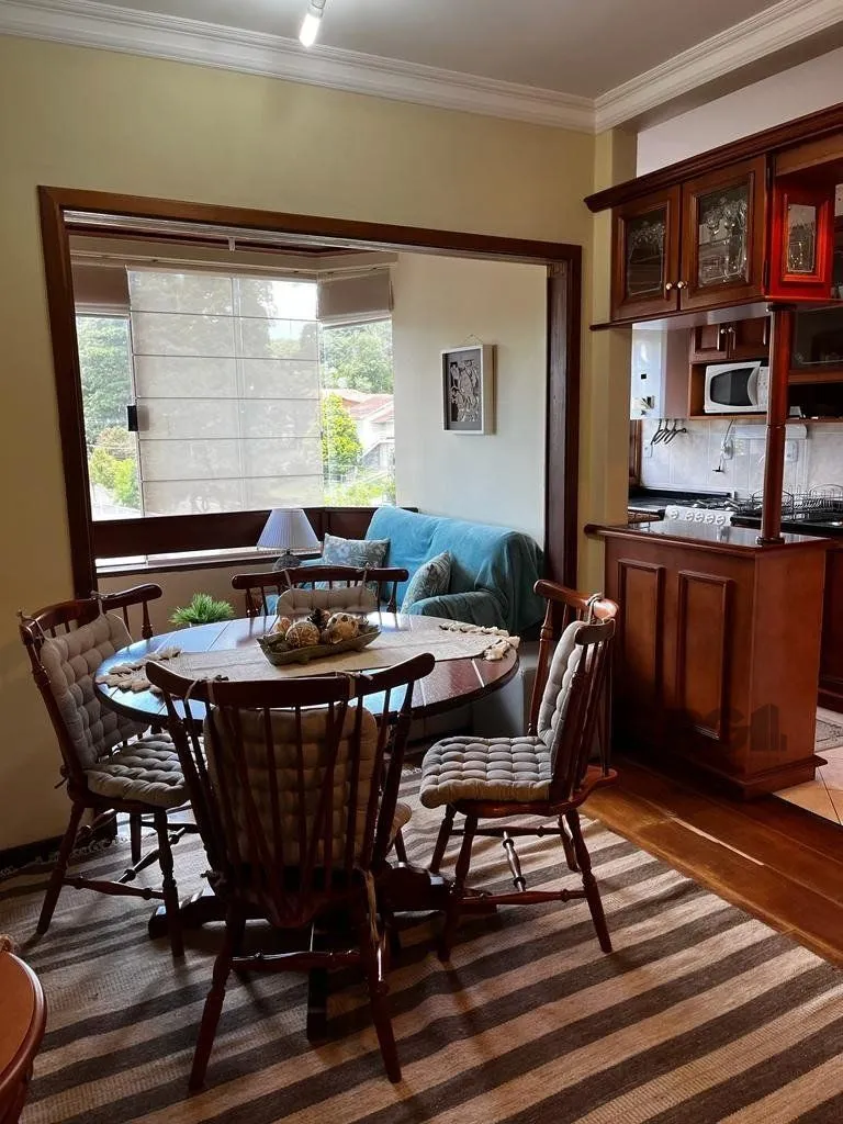 Imagem Cobertura duplex com 2 suítes e uma vaga para Comprar em Gramado.