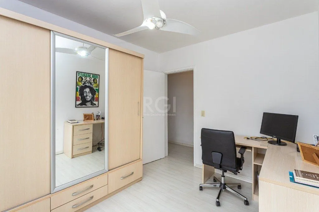 Imagem Apartamento de 03 dormitórios (01suíte), com vaga, no bairro São João, em Porto Alegre RS