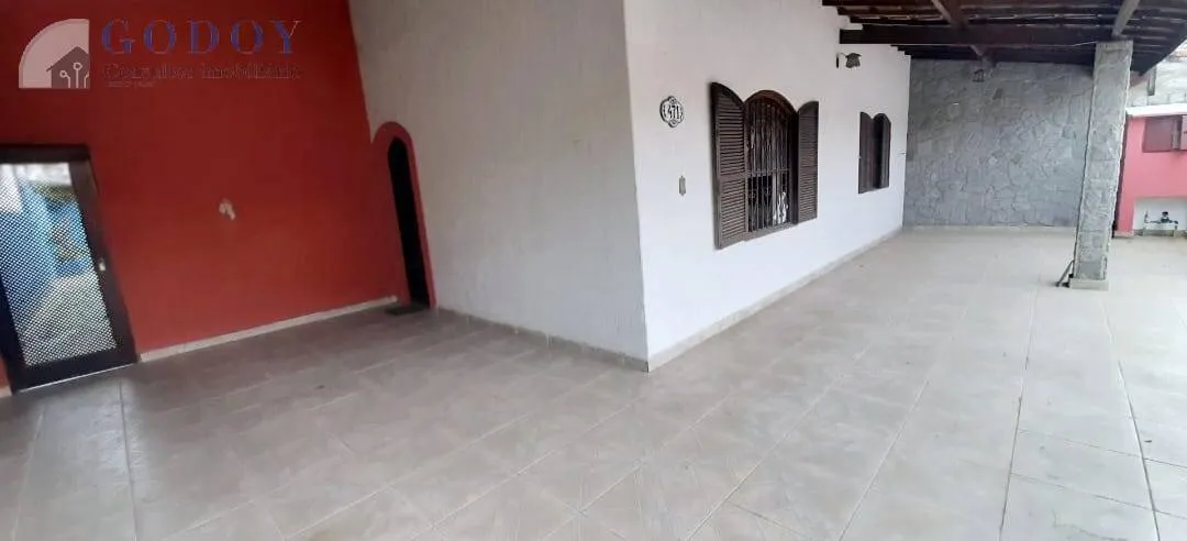 Foto do imóvel Casa térrea com suíte, escritório e varanda próxima ao Hospital Unimed