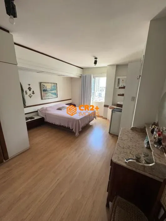 Imagem Vendo cobertura duplex com vista para o mar -230m² -4 quartos \ 3 suítes