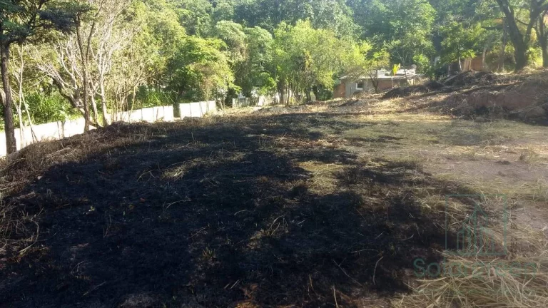 Foto do imóvel Lotes de 360 m² à venda em Atibaia - Jardim Paulista em Rua Tietê