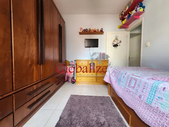 Imagem Apartamento à venda com 2 dormitórios, 1 vaga na Ponta da Praia em Santos por R$ 405.000,00